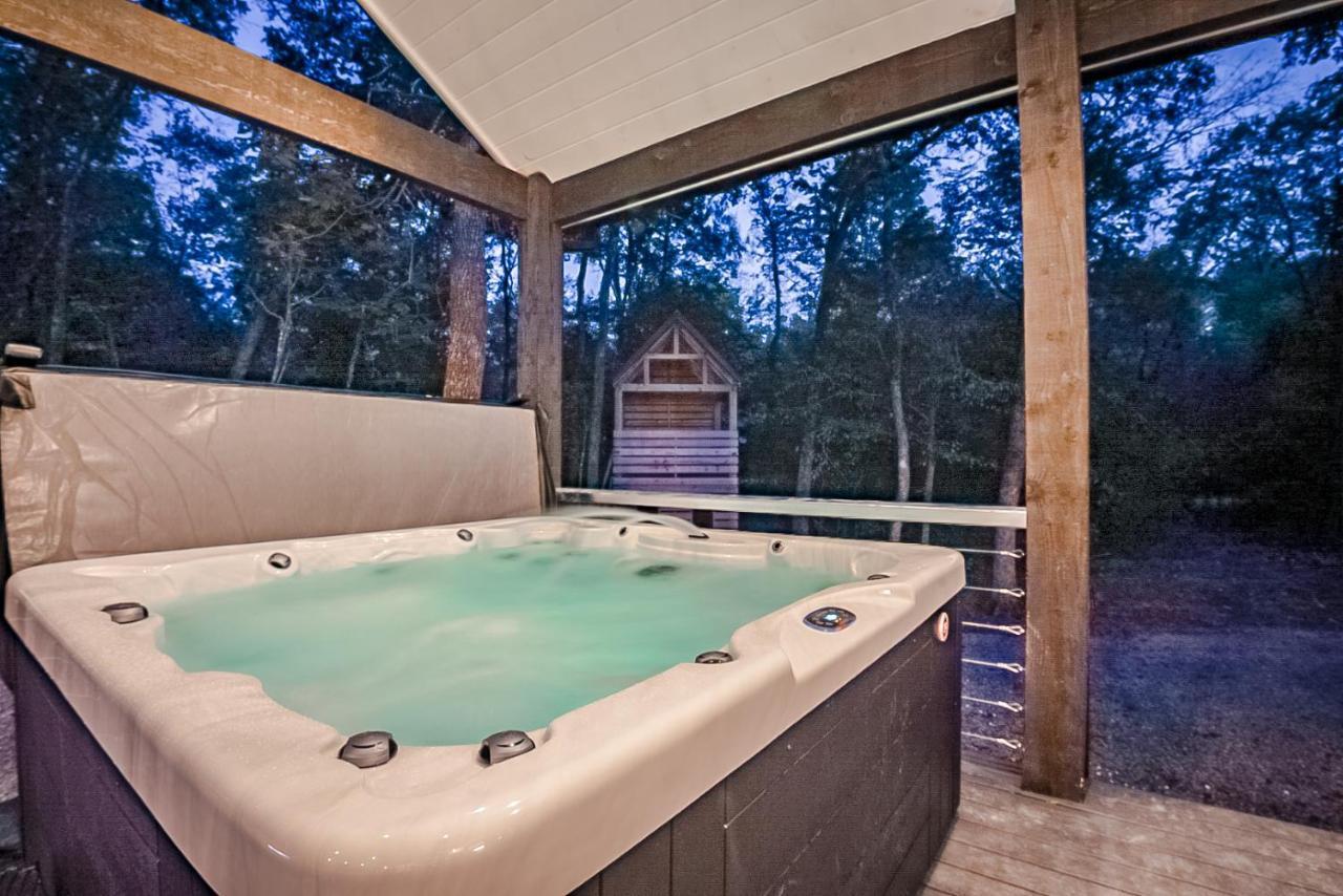 "The Barndo" 4Br Luxury Cabin, Hot Tub, Fire Pit, Bunks, Arcades, Playhouse! Broken Bow Kültér fotó