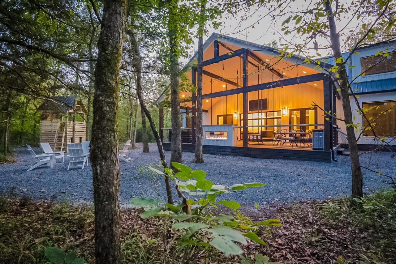 "The Barndo" 4Br Luxury Cabin, Hot Tub, Fire Pit, Bunks, Arcades, Playhouse! Broken Bow Kültér fotó